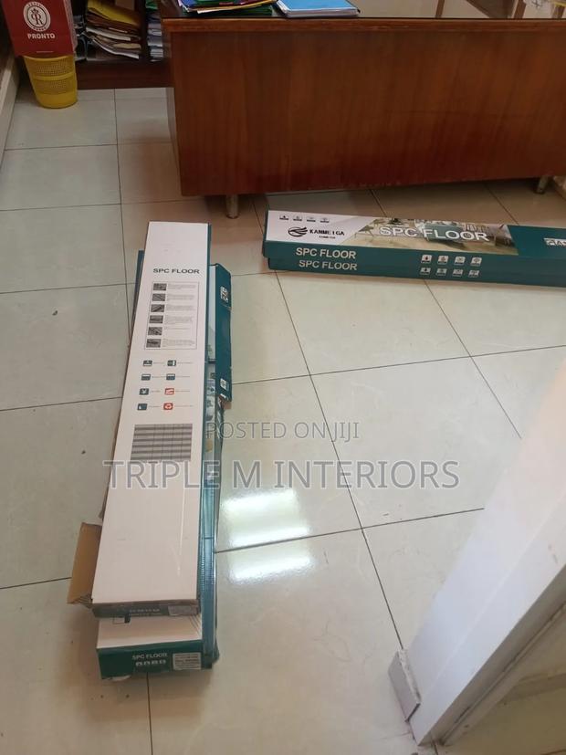 Long Lasting Waterproof SPC Flooring - thumbnail 2