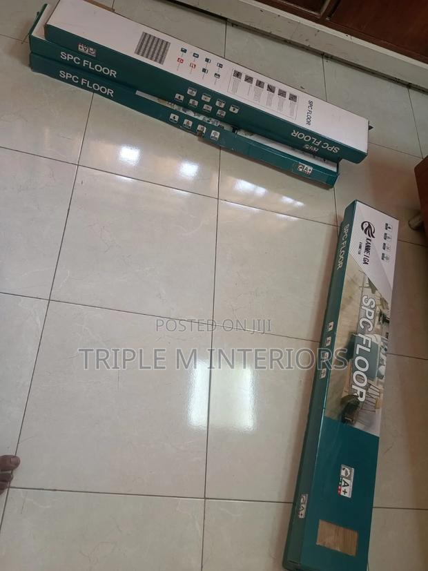 Long Lasting Waterproof SPC Flooring - thumbnail 3