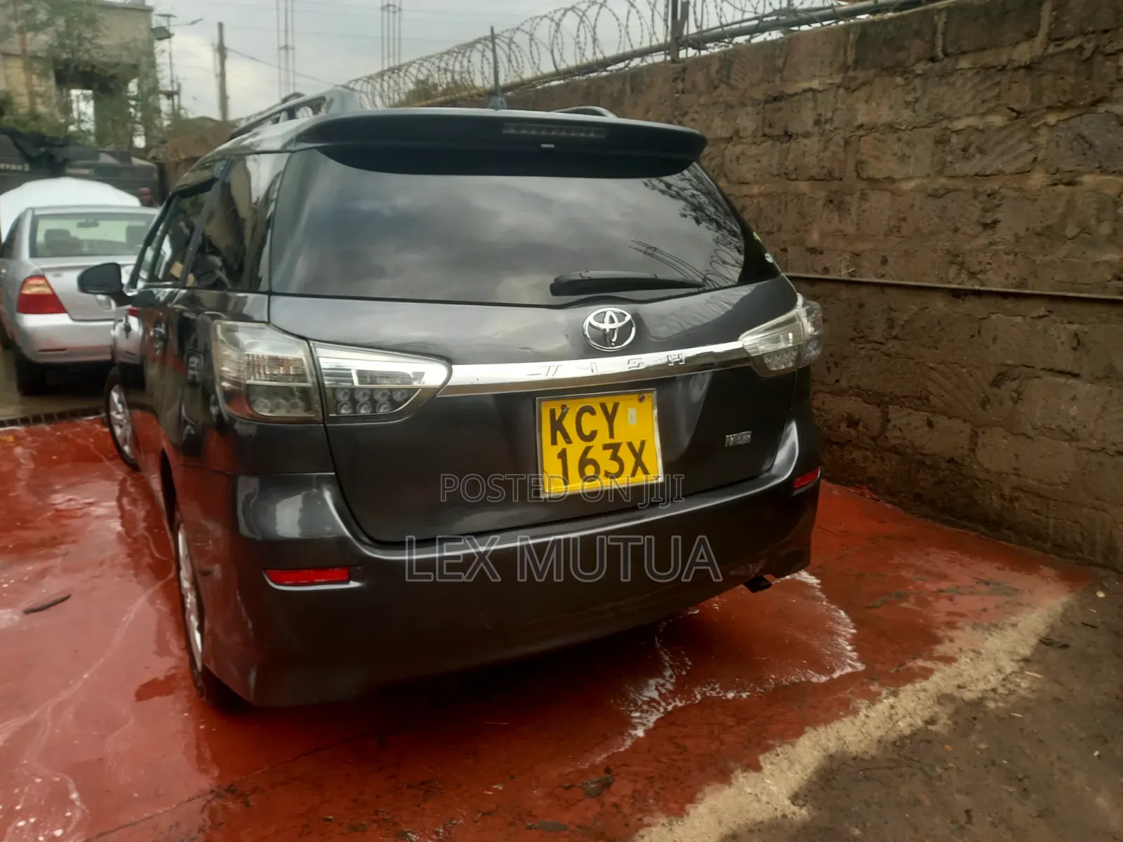 Toyota Wish 2013 Gray