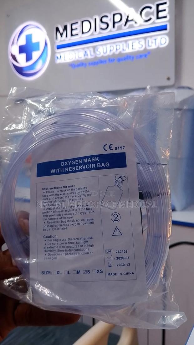 Small Oxygen Mask With Reservoir Bag - main view