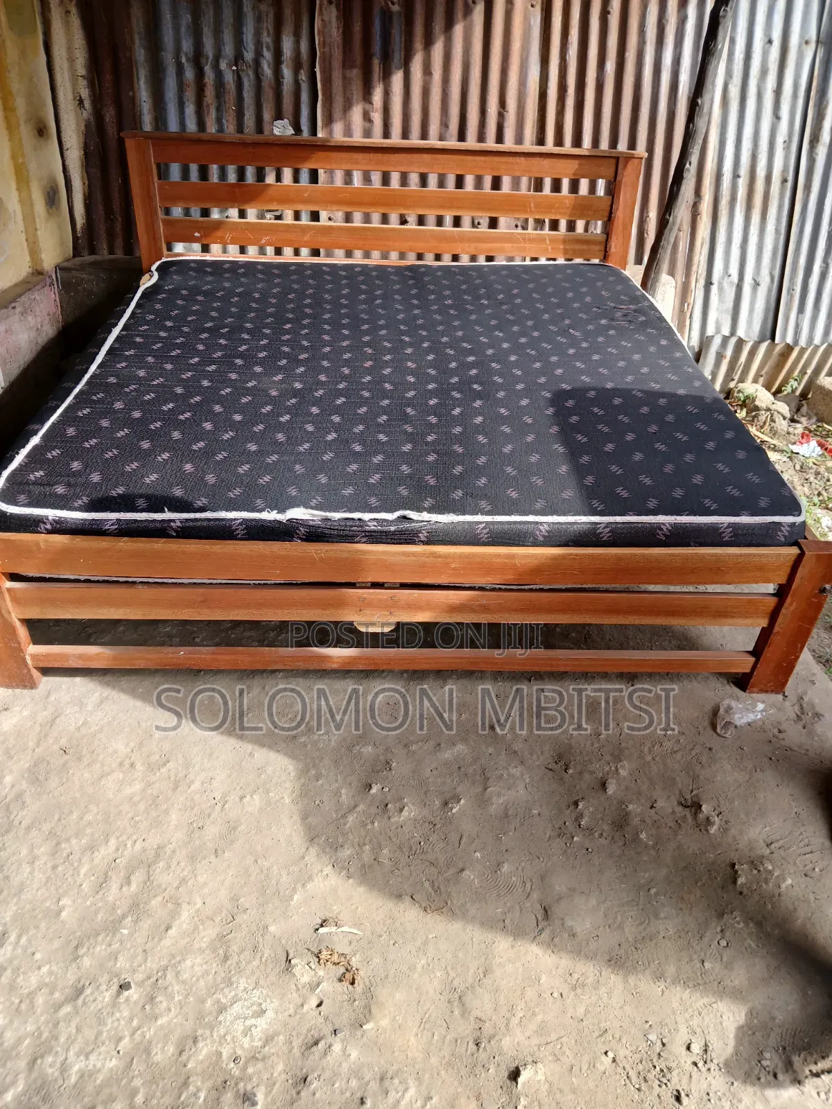 6×6 Bed and Mattress