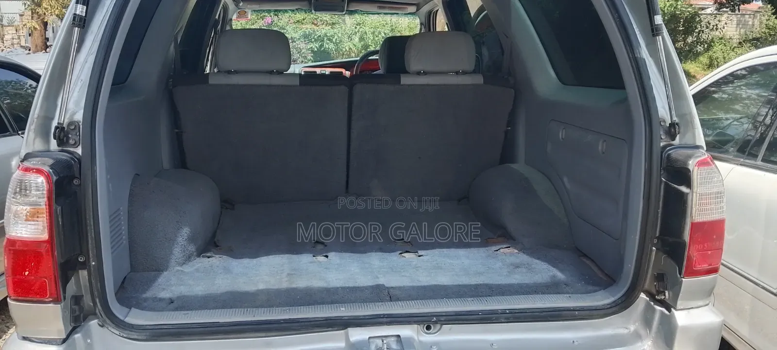 Toyota Hilux Surf 1999 Silver