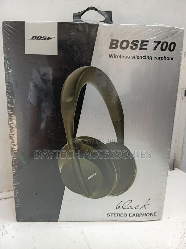 Bose Noise Cancelling Headphones 700 - thumbnail 2