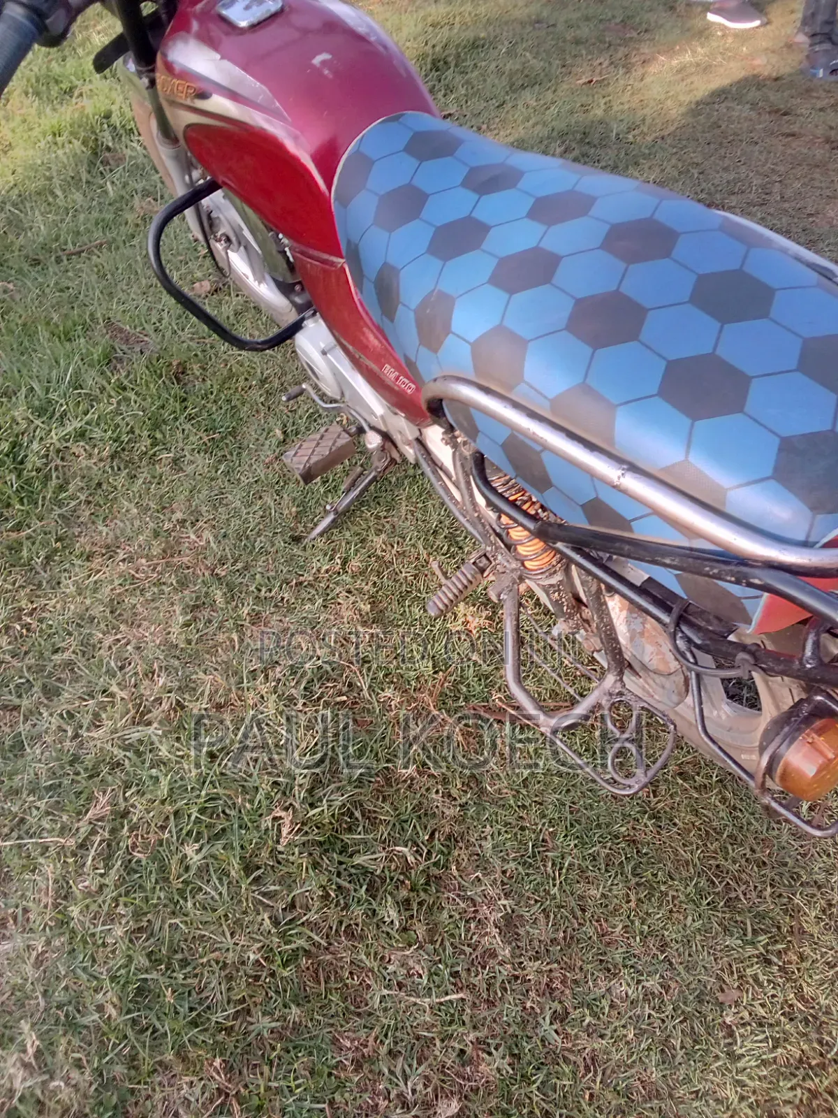 Bajaj Boxer 100 2024 Red