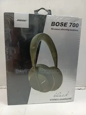 Bose Wireless Bluetooth Headphones 700 in Black.