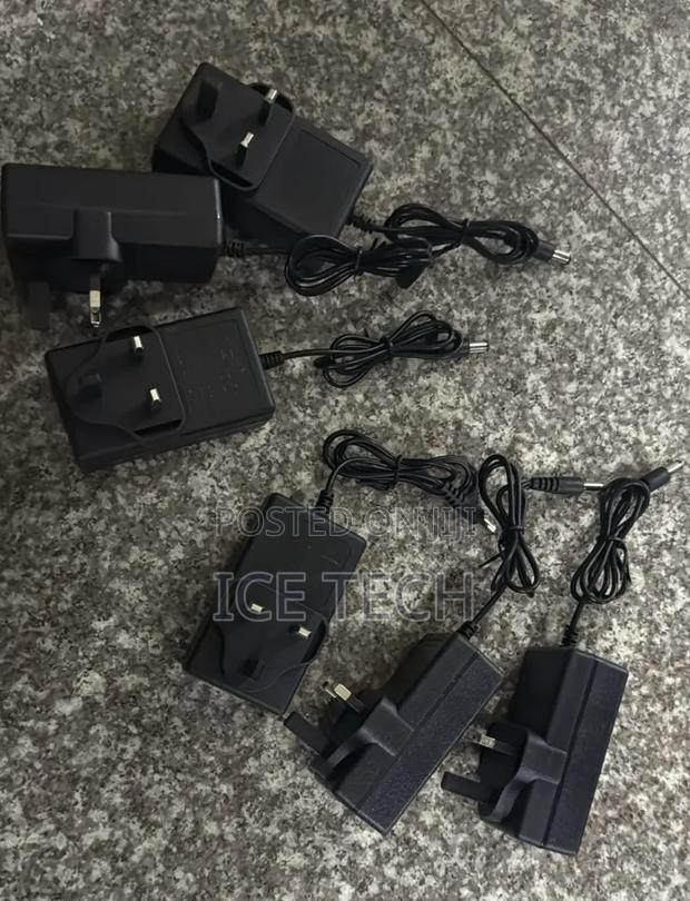 Dewalt Cordless Charger/21v Charger