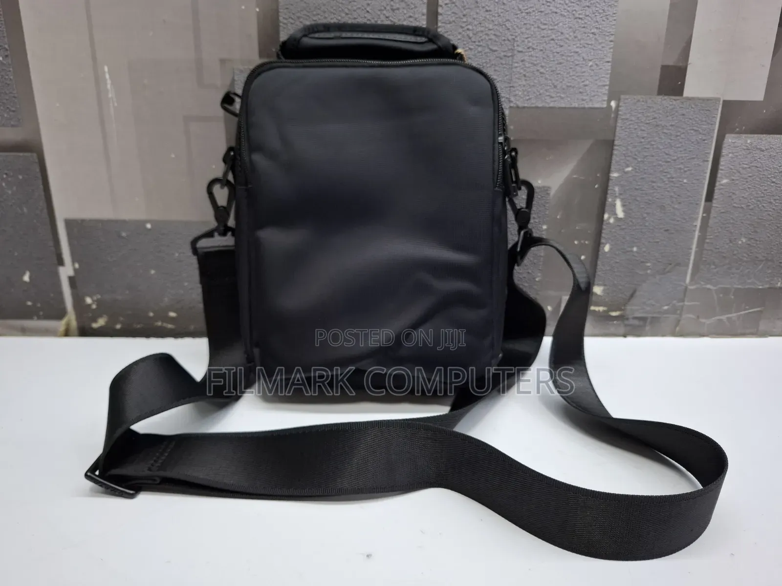 Omaya Small Casual Crossbody Bag