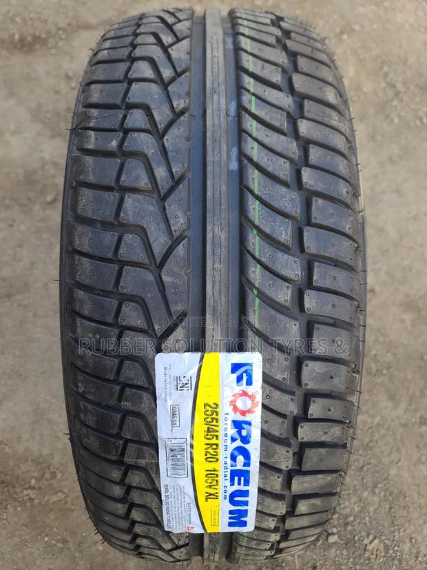 255 /45 R20 Forceum Tyres 105v Xl Made in Indonesia