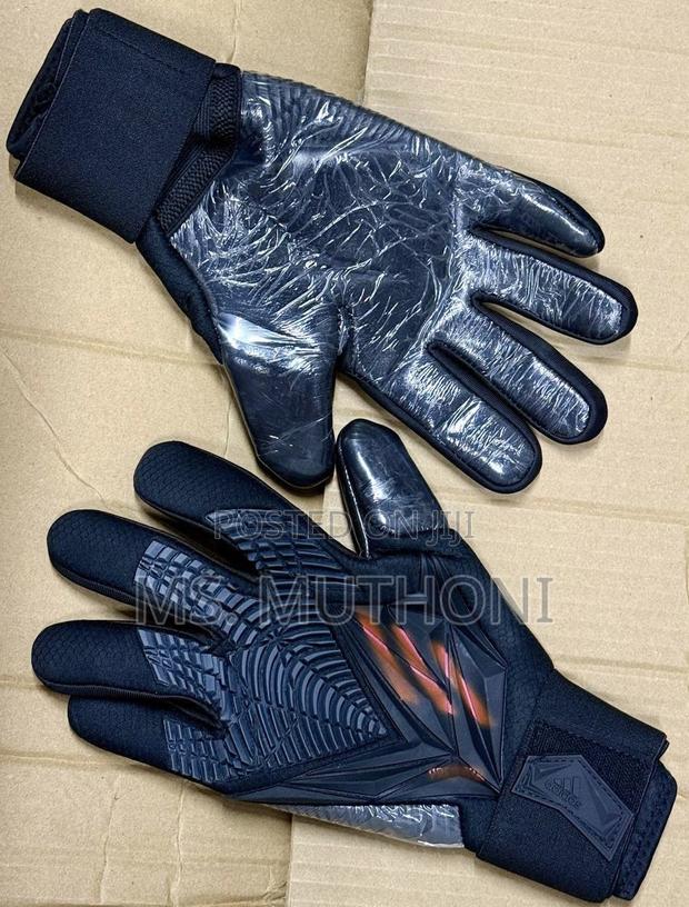 Sizes 8,9,10 Firm Grip Goal Keeper Gloves 