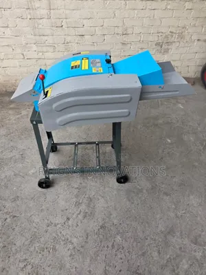 Portable Electric Chaff Cutter (Fodder Cutter Machine).