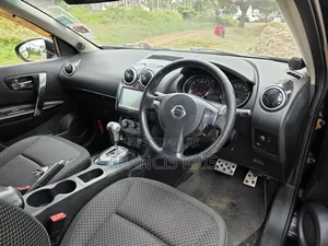 Nissan Dualis 2012 Black