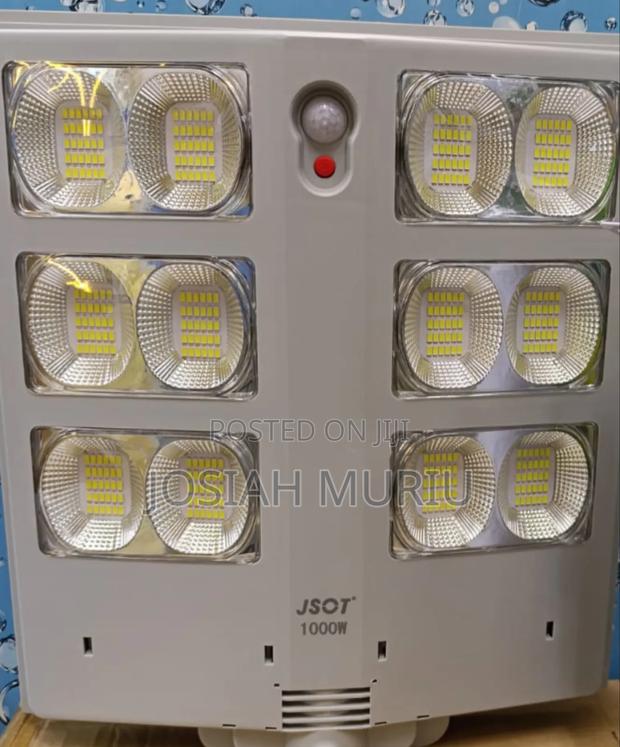 1000w Grey Solar Streetlight - thumbnail 2