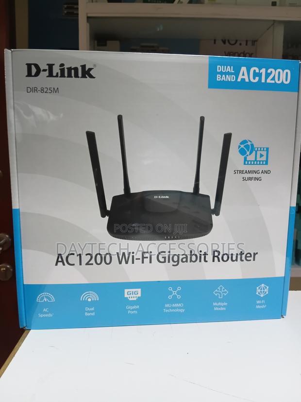 This Is a D-Link Dir-825m Dual-Band Ac1200 Gigabit Router.