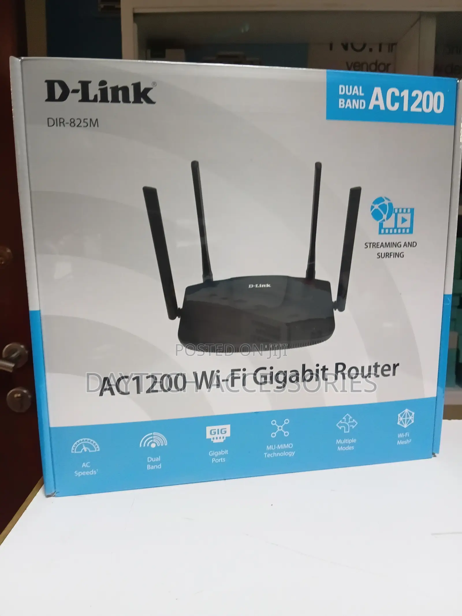 This Is a D-Link Dir-825m Dual-Band Ac1200 Gigabit Router.