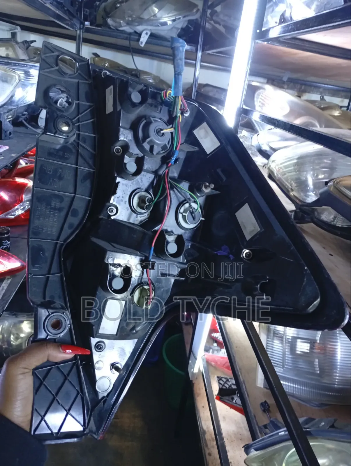 Nissan Note 2015 Taillight