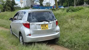 Toyota Ractis 2012 Silver