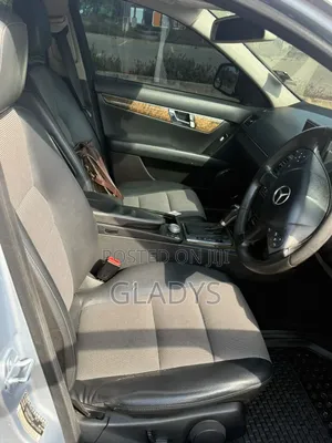 Mercedes-Benz C200 2008 Gray