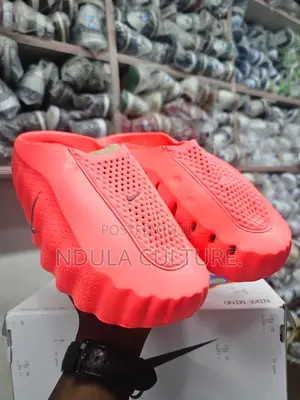 Nike Mind 002 Mules