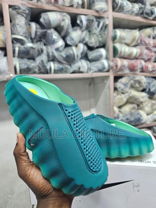 Nike Mind 002 Mules - thumbnail 2