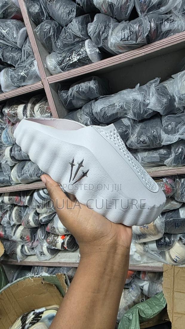 Nike Mind 002 Mules - thumbnail 6