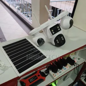 Solar Powered PTZ Outdoor Surveillance 4 Lens CCTV Camera Security