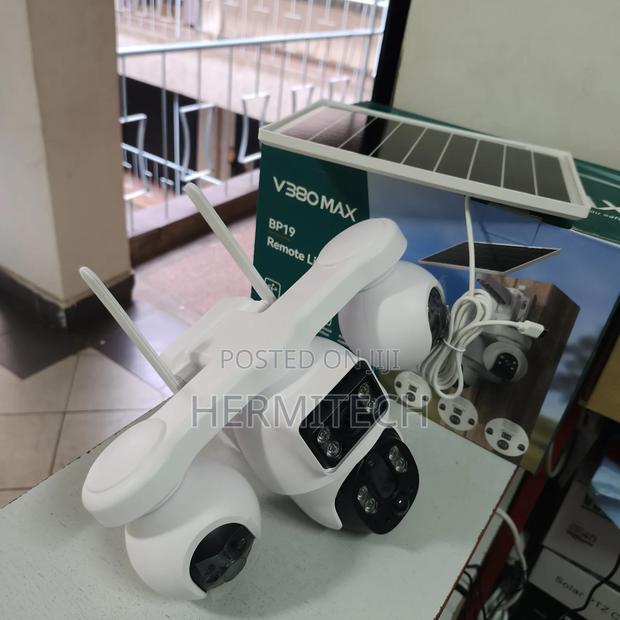 Solar CCTV 4 Lens CCTV Camera 3ptz Outdoor Security Camera - main view