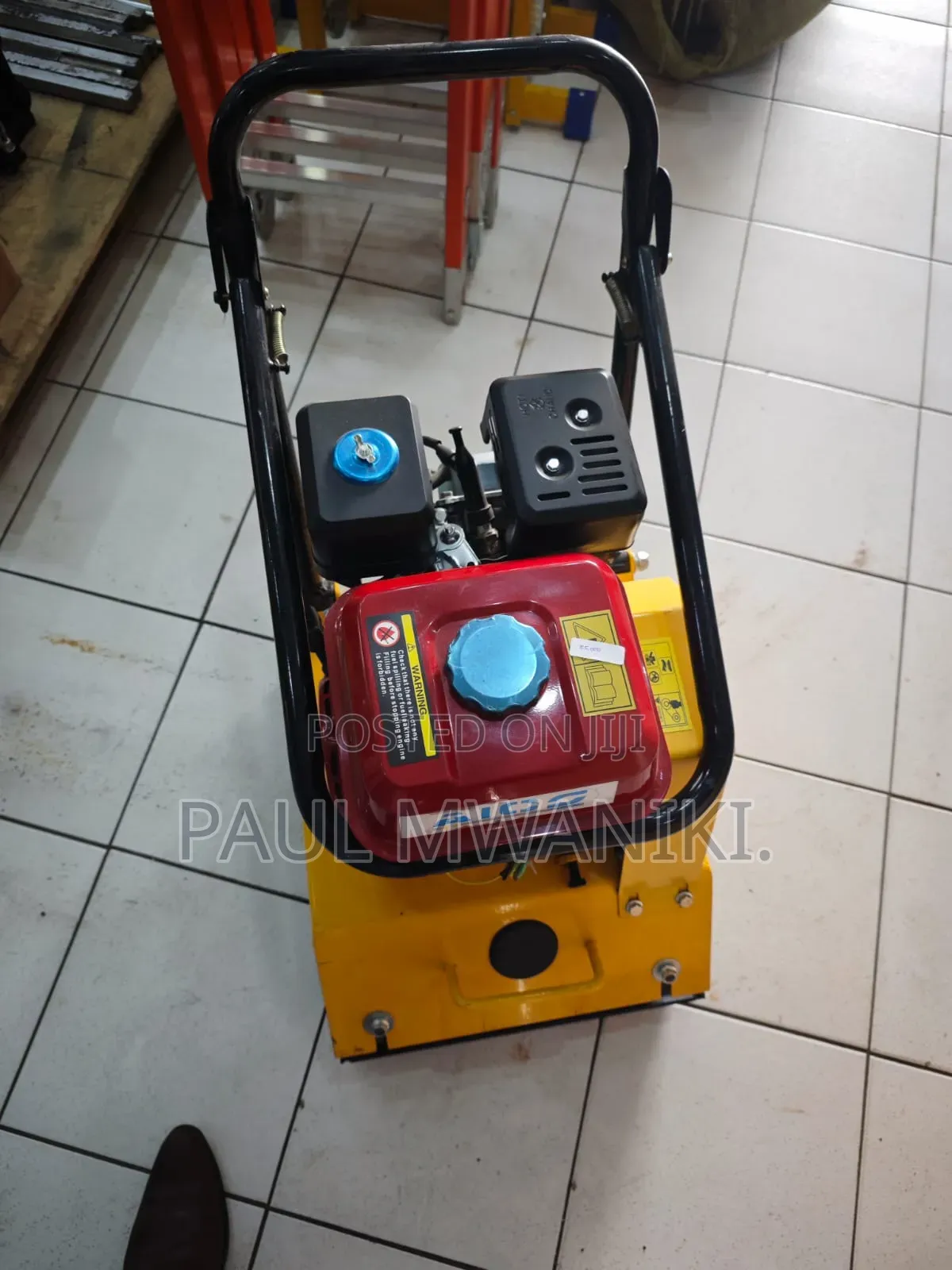 Heavy Duty 8hp Petrol Plate Compactor – 80kg