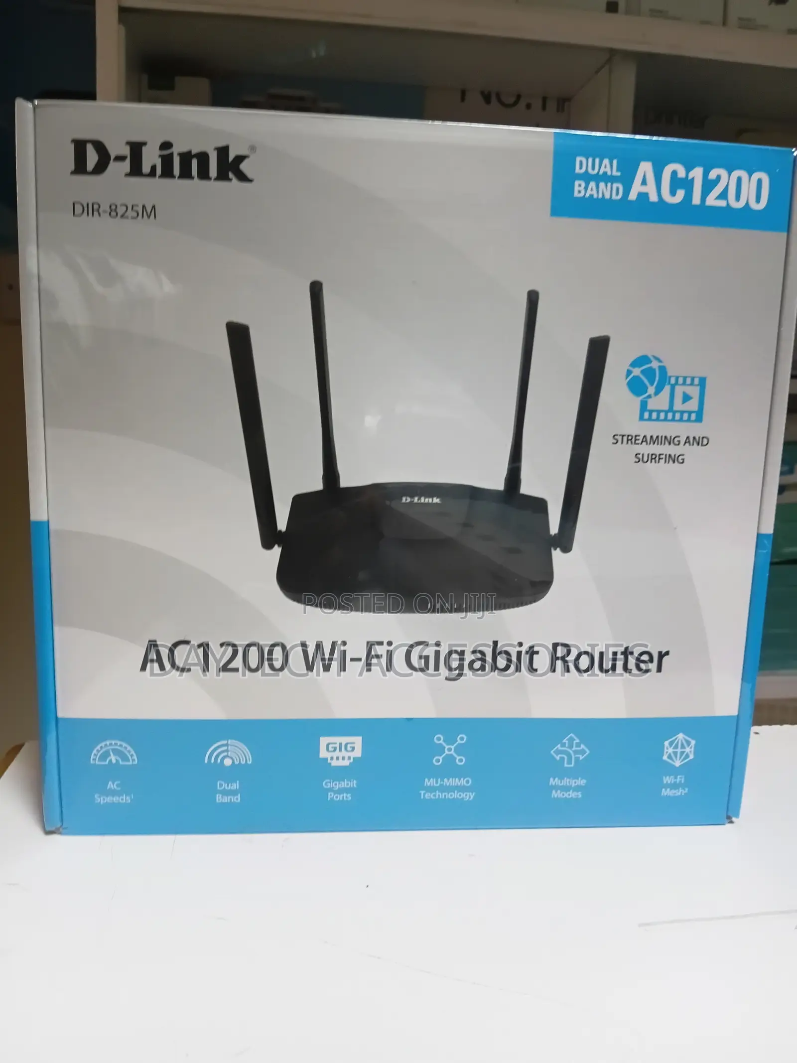 D-Link- Dir-825m Ac1200 Dual-Band Gigabit Wi-Fi 5 Router