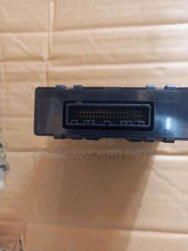 Hiace a/C Control Module - thumbnail 2