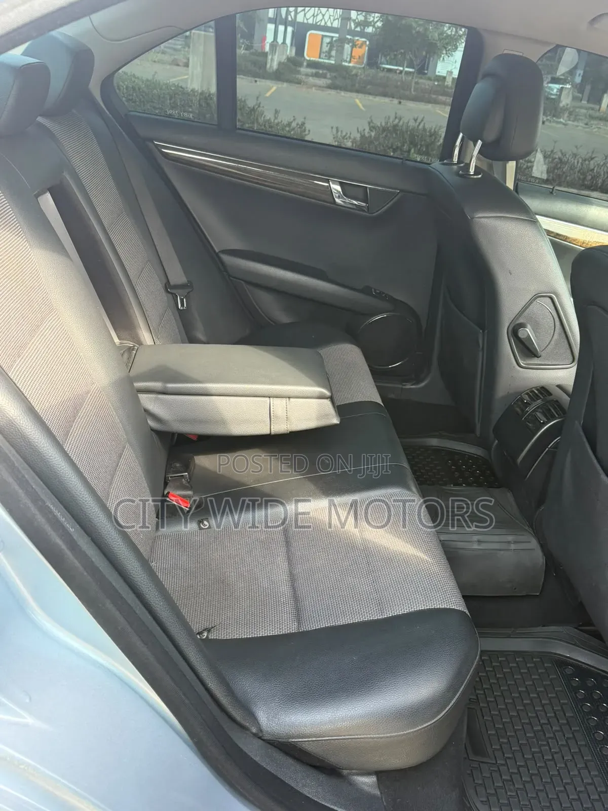 Mercedes-Benz C200 2008 Silver