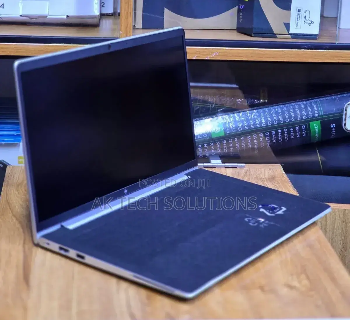 Laptop HP EliteBook 640 G9 16GB Intel Core i5 SSD 512GB