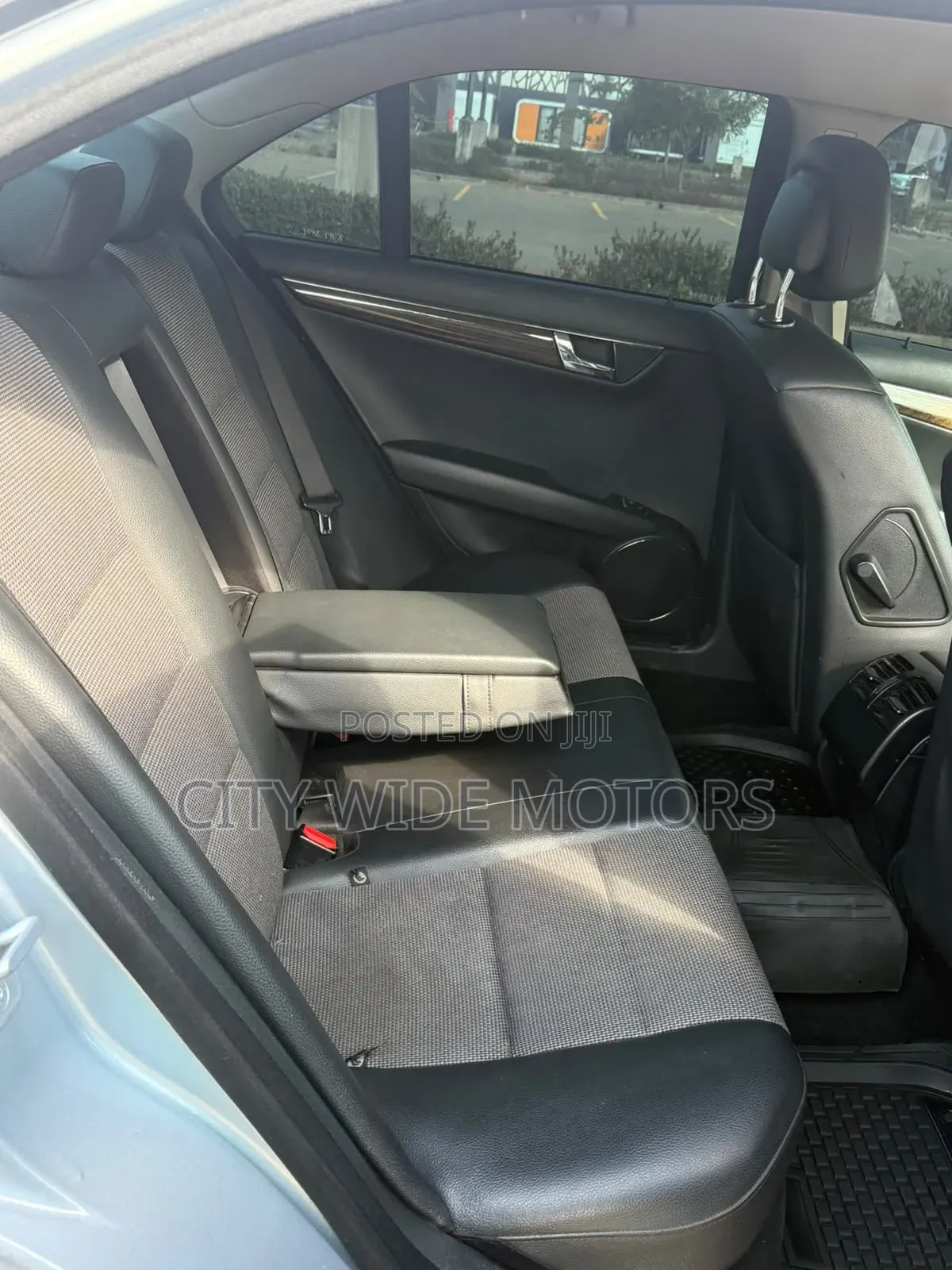 Mercedes-Benz C200 2008 Silver