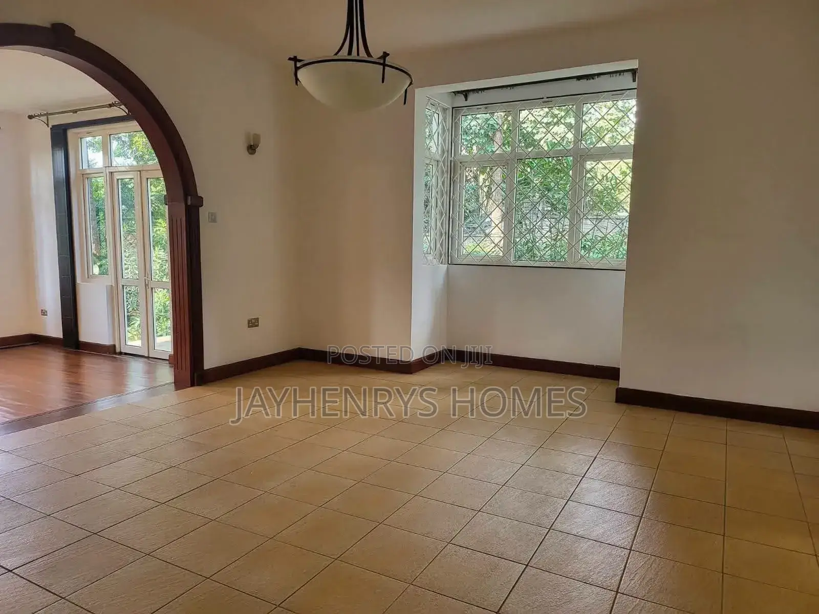 5bdrm House in Rosslyn for rent