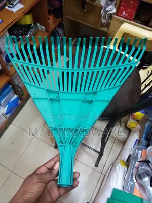 Big Plastic Leaf Rake.