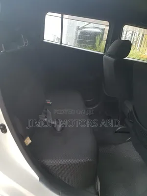 Toyota bB 2010 White
