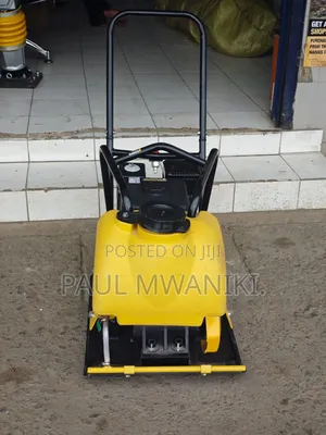 Spartan Spc90 Reversible Plate Compactor – Petrol Vibratory Compactor
