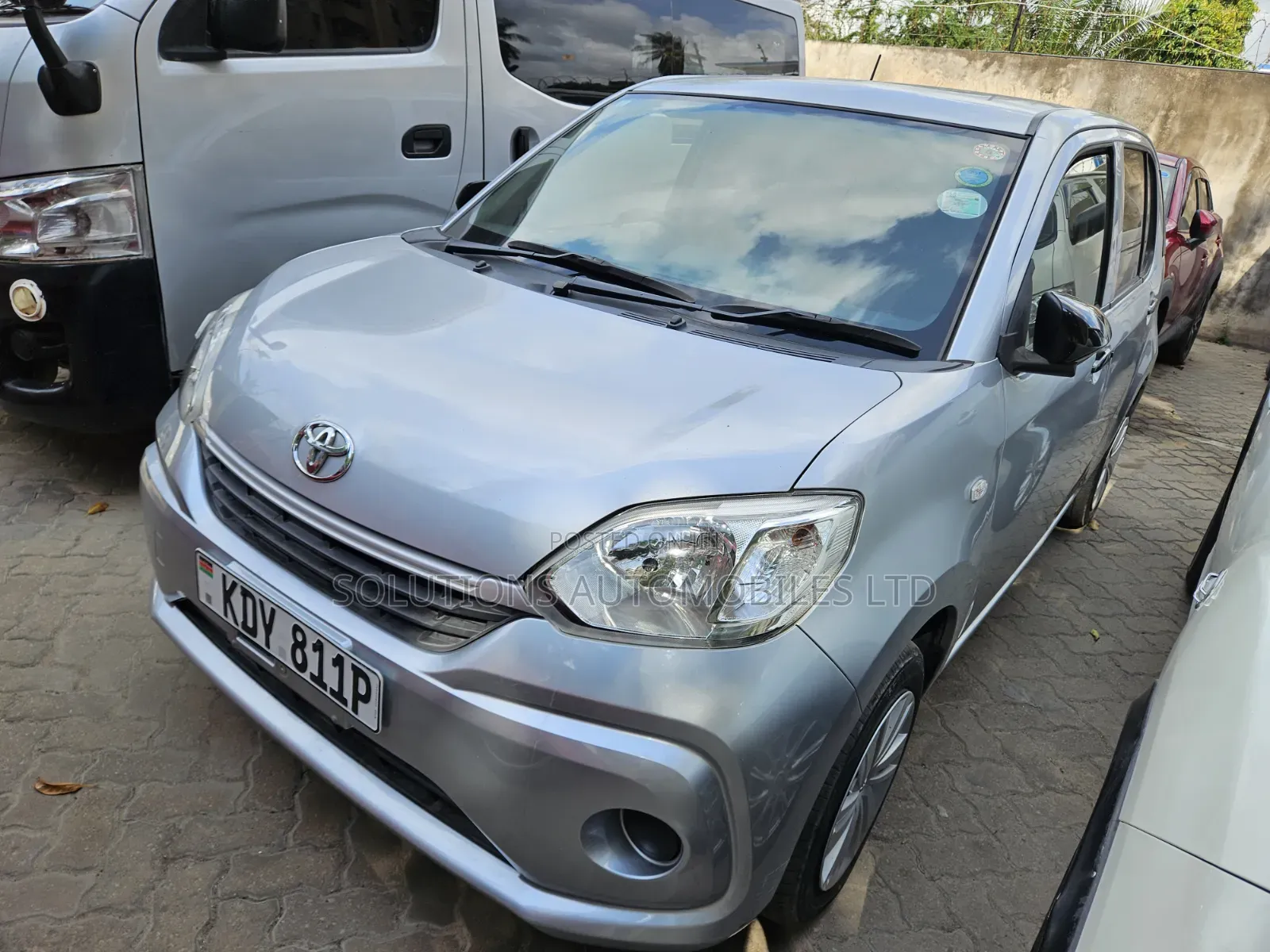 Toyota Passo 1.0 FWD 2018 Silver