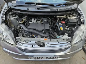 Toyota Passo 1.0 FWD 2018 Silver