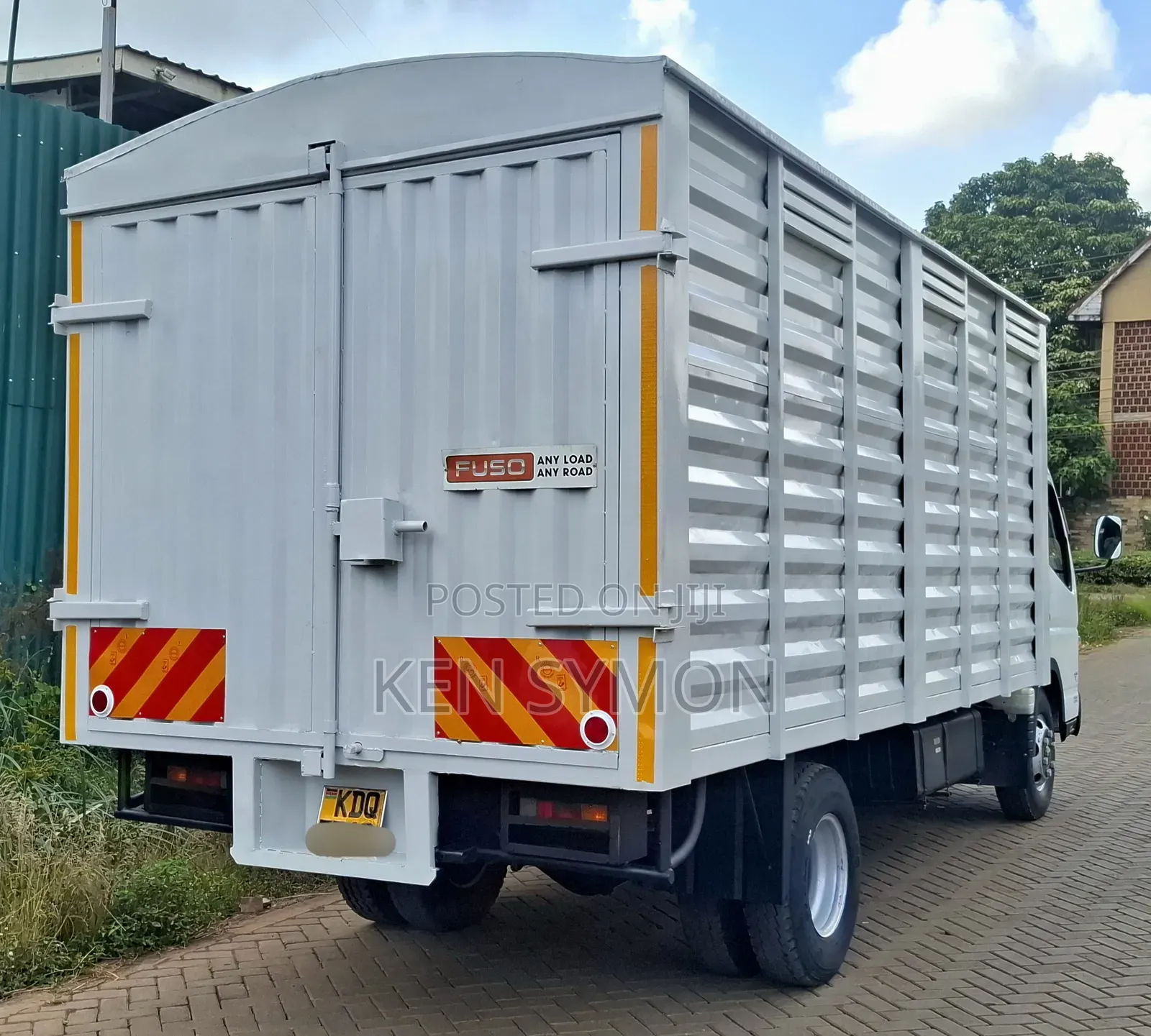 Mitsubishi Fuso Canter