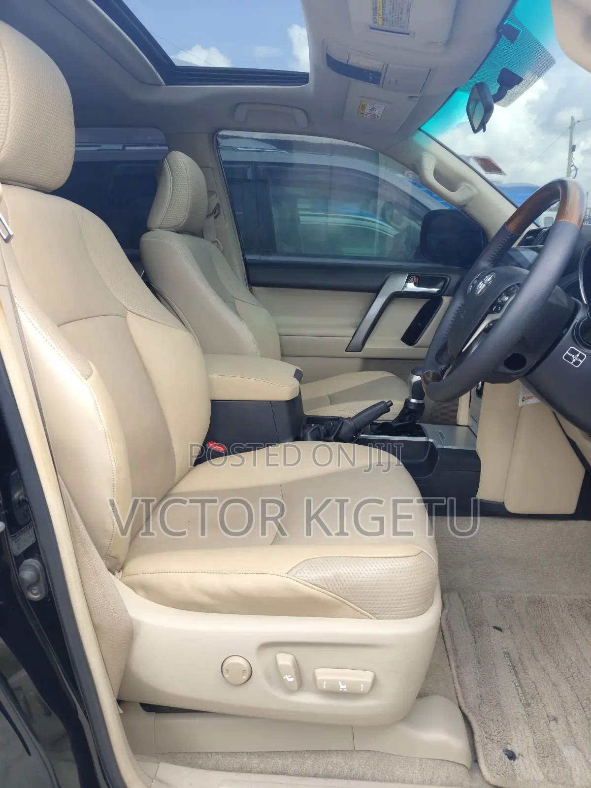 Toyota Land Cruiser Prado 2022 Black