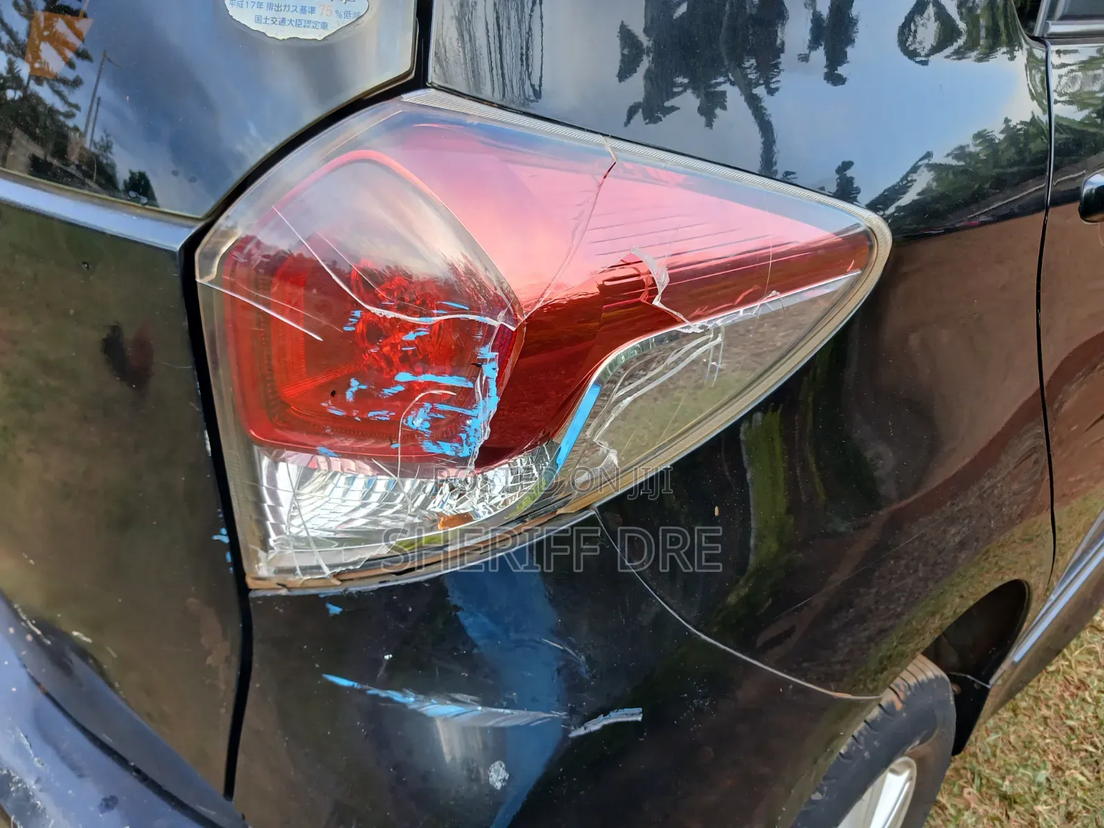 Toyota Ractis 2015 RHS Back Light [Broken Lens]