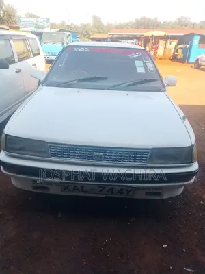 Toyota Corolla 1996 White