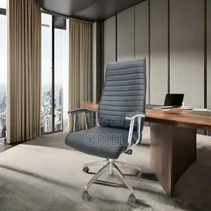 Office Chair : Black Executive High-Back Swivel Chair
