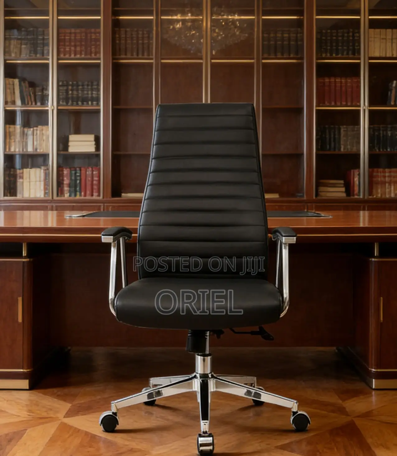 Office Chair : Black Executive High-Back Swivel Chair