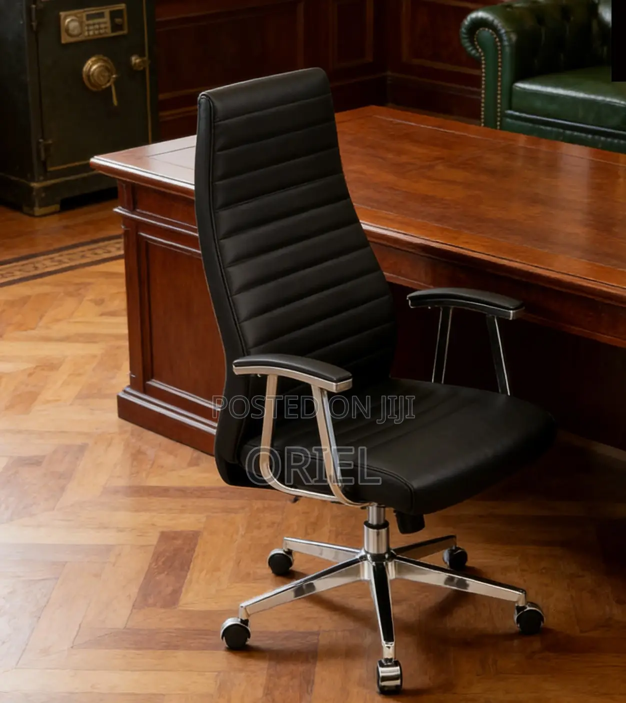 Office Chair : Black Executive High-Back Swivel Chair