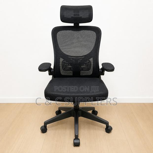 Adjustable Orthopedic Seat With Flip Arms - thumbnail 3