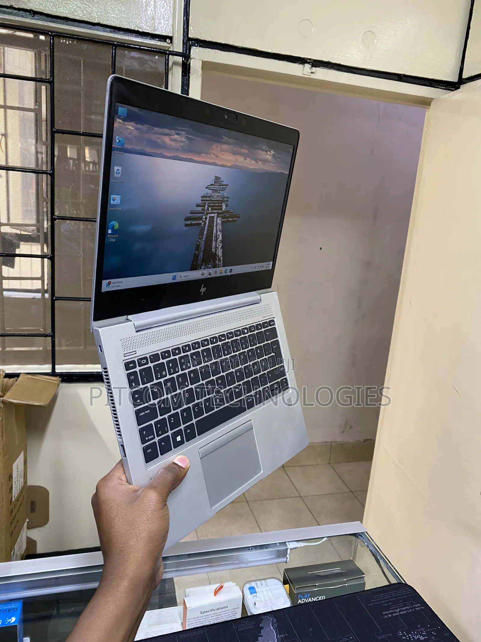 Laptop HP EliteBook 830 G6 8GB Intel Core i5 SSD 256GB