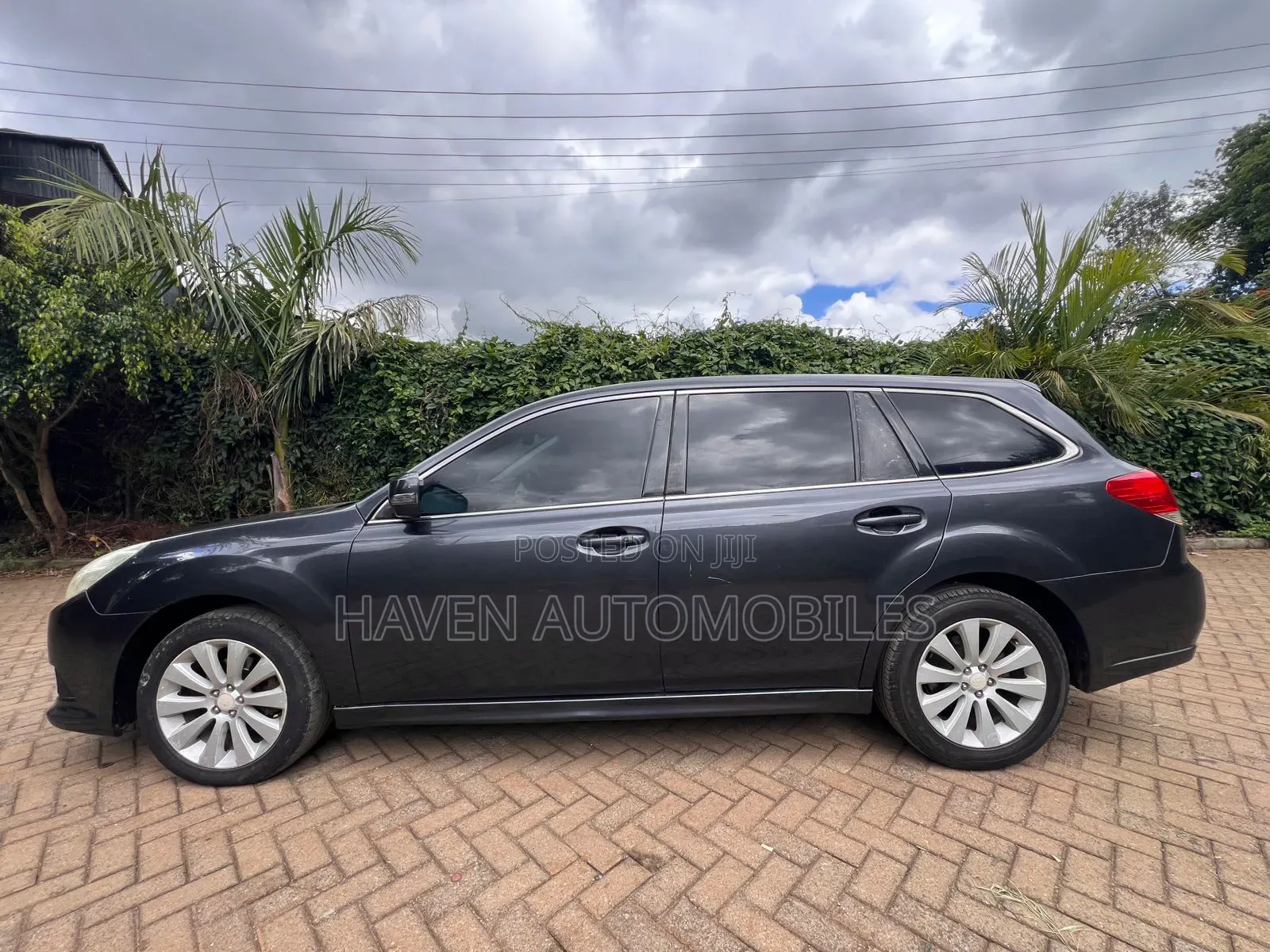 Subaru Legacy 2012 Blue