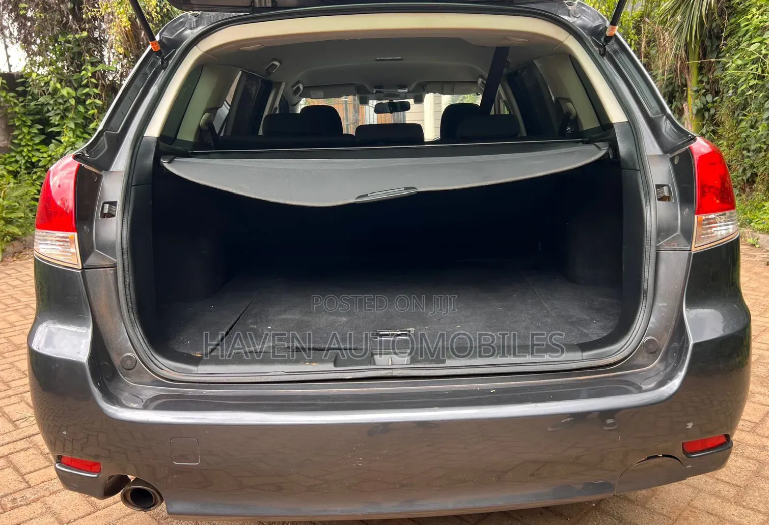 Subaru Legacy 2012 Blue