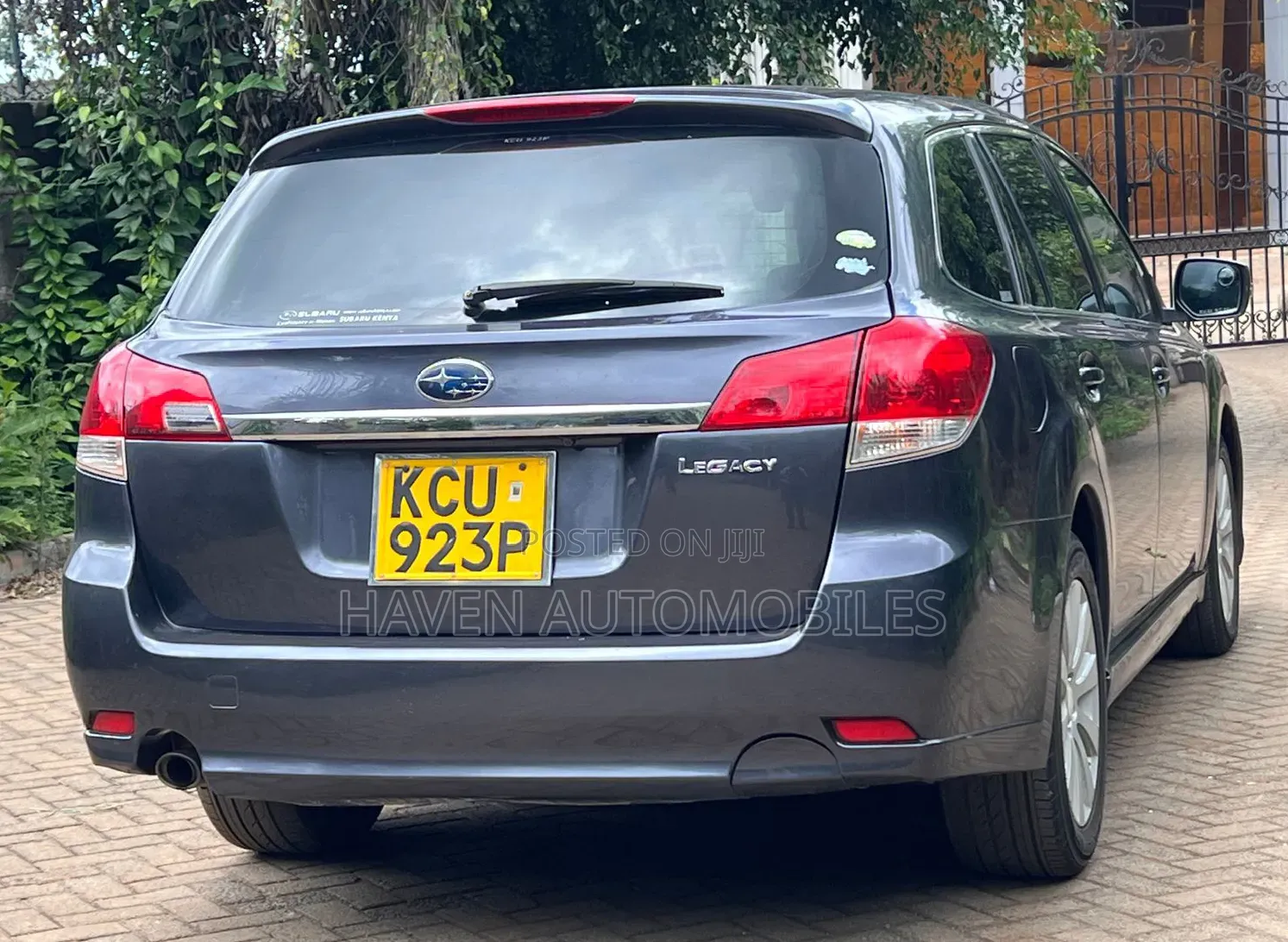 Subaru Legacy 2012 Blue